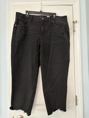 Time and Tru Black Cropped Raw-Hem Jeans